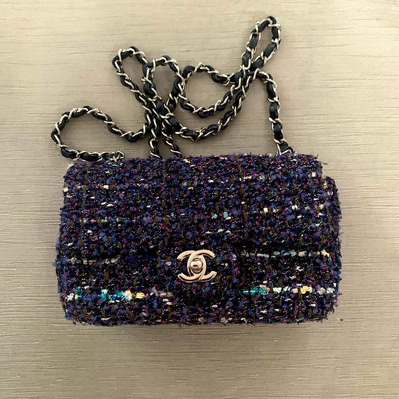 CHANEL Handbags - Chanel tweed bag, bought in Paris